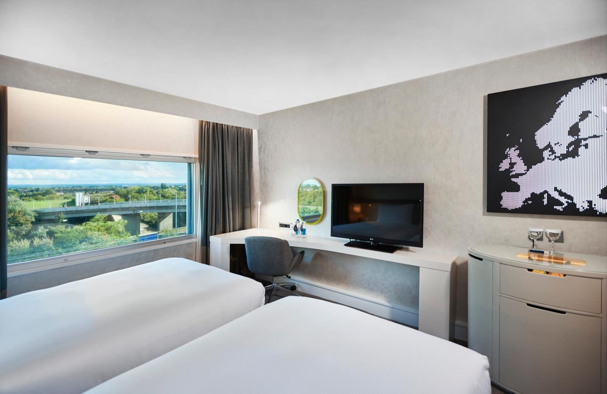 Hotel Hilton London Heathrow Airport à Hillingdon Extérieur photo